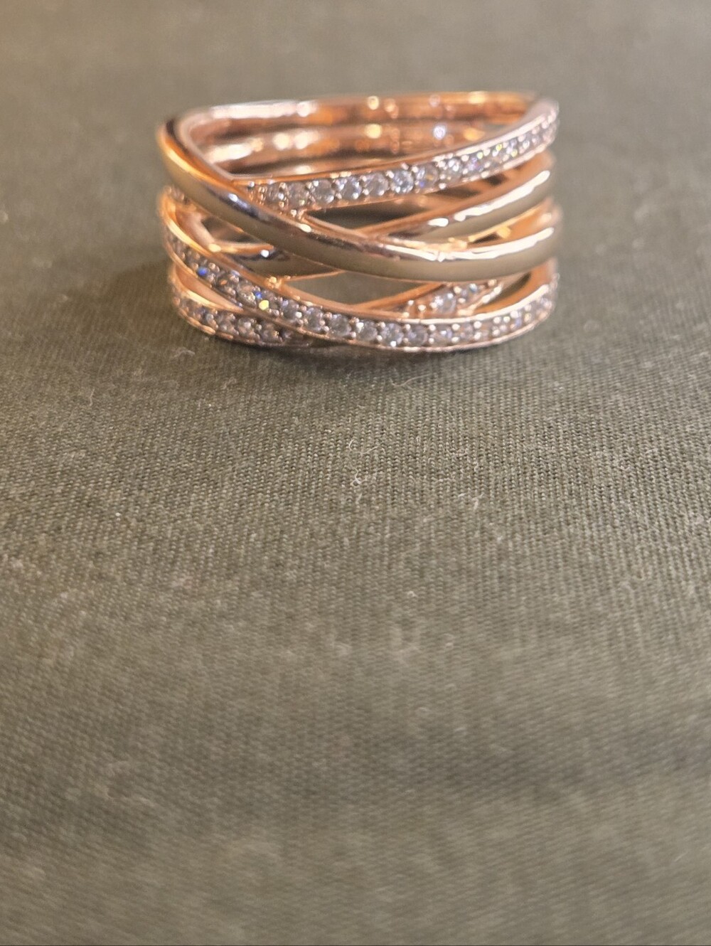 Pandora Rose Gold Crisscross Pavé Stack Ring